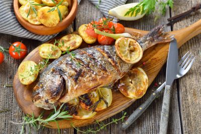 Natürlich würzen mit Totes Meer Salz: 2 einfache Rezepte voller Geschmack