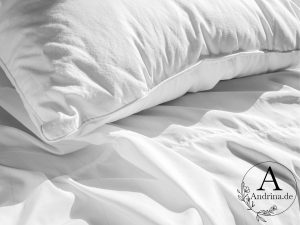 Polster reinigen mit Natron – Frische für Sofa, Kissen und co.